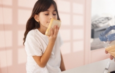 IFF Launches POWERFRESH�� ACE 2000, a Bread Fresh-Keeping Solution That ��Aces�� the Shelf-Life Test